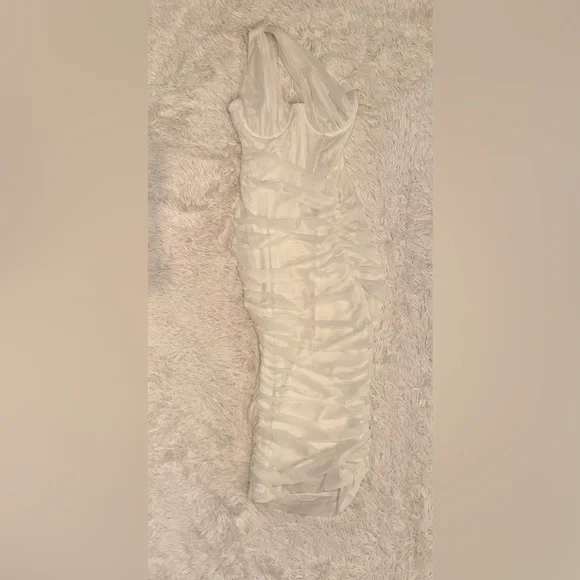 NWOT House of cb Valentina one shoulder Bustier dress in ivory sz S - Picture 4 of 7